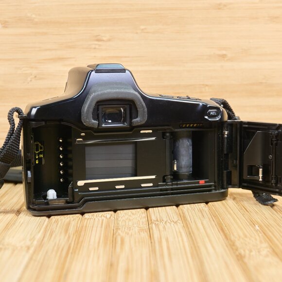 Minolta Maxxum 5000i AF 35mm SLR Film Camera, Minolta Maxxum 35-80 mm Zoom Lens - Picture 9 of 9